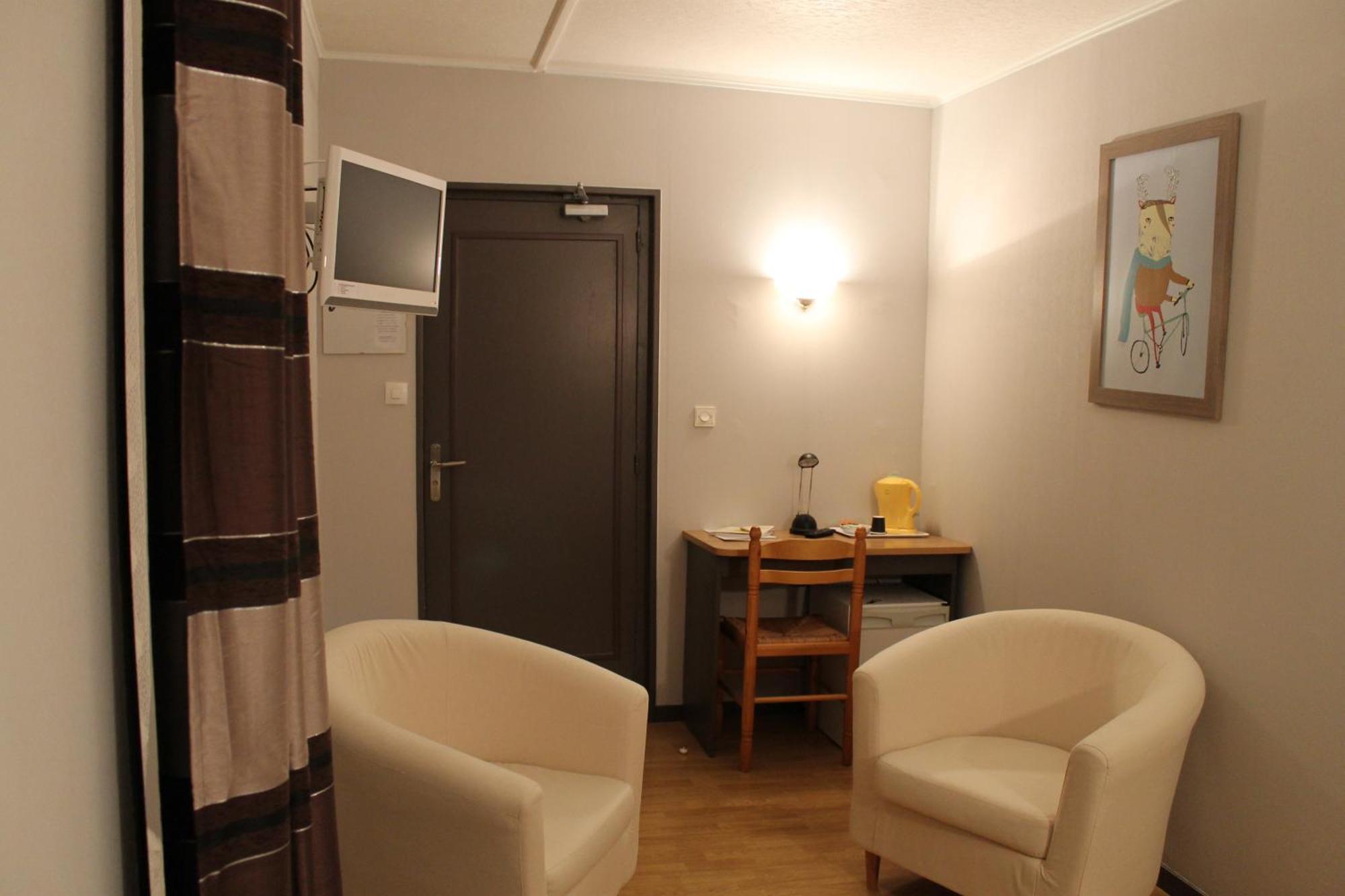 Hotel Les Alpes Allevard Pokoj fotografie